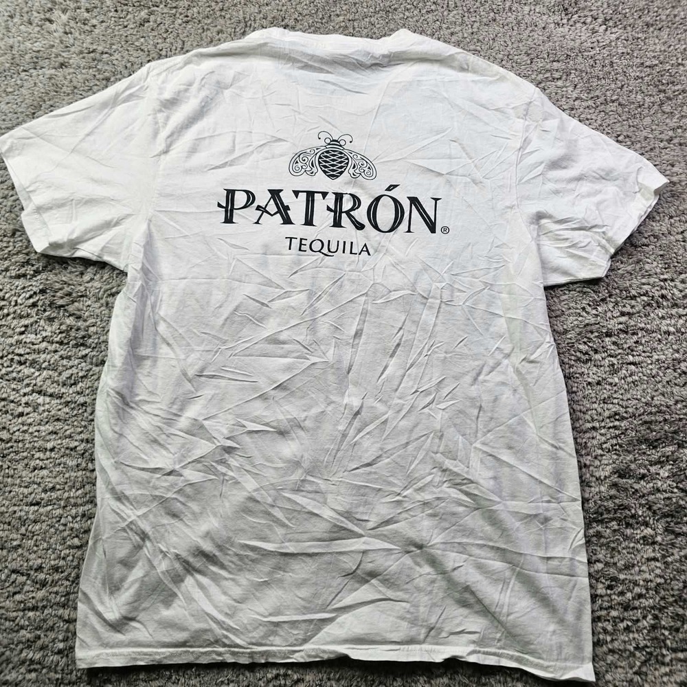 Patron Tequila Bee Logo Graphic T-Shirt White Mens Large Delta Ringspun Cotton